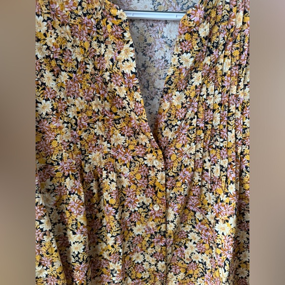 MNG Mango Cotton Floral Top size 6 - Picture 4 of 8